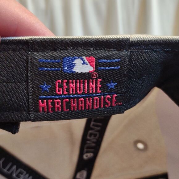 New Era 9Twenty Pittsburgh Pirates Khaki Tan Sliderback Hat - New - Picture 10 of 11